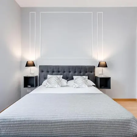 Vatican Prestige Apt By Premium Suites Collection